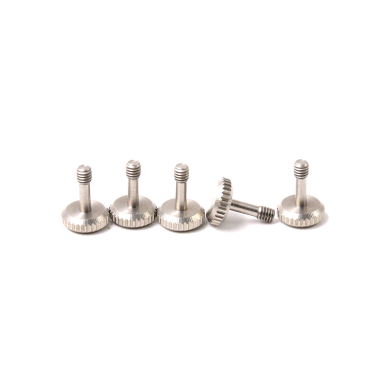 Vis à oreilles en acier inoxydable, tête spéciale Non standard m4, machine