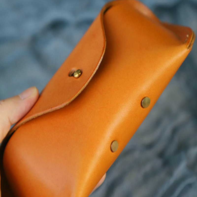 Rivet en laiton double face avec émail suspendu pour vêtements et sac Rivet en laiton double face avec émail suspendu pour vêtements et sac